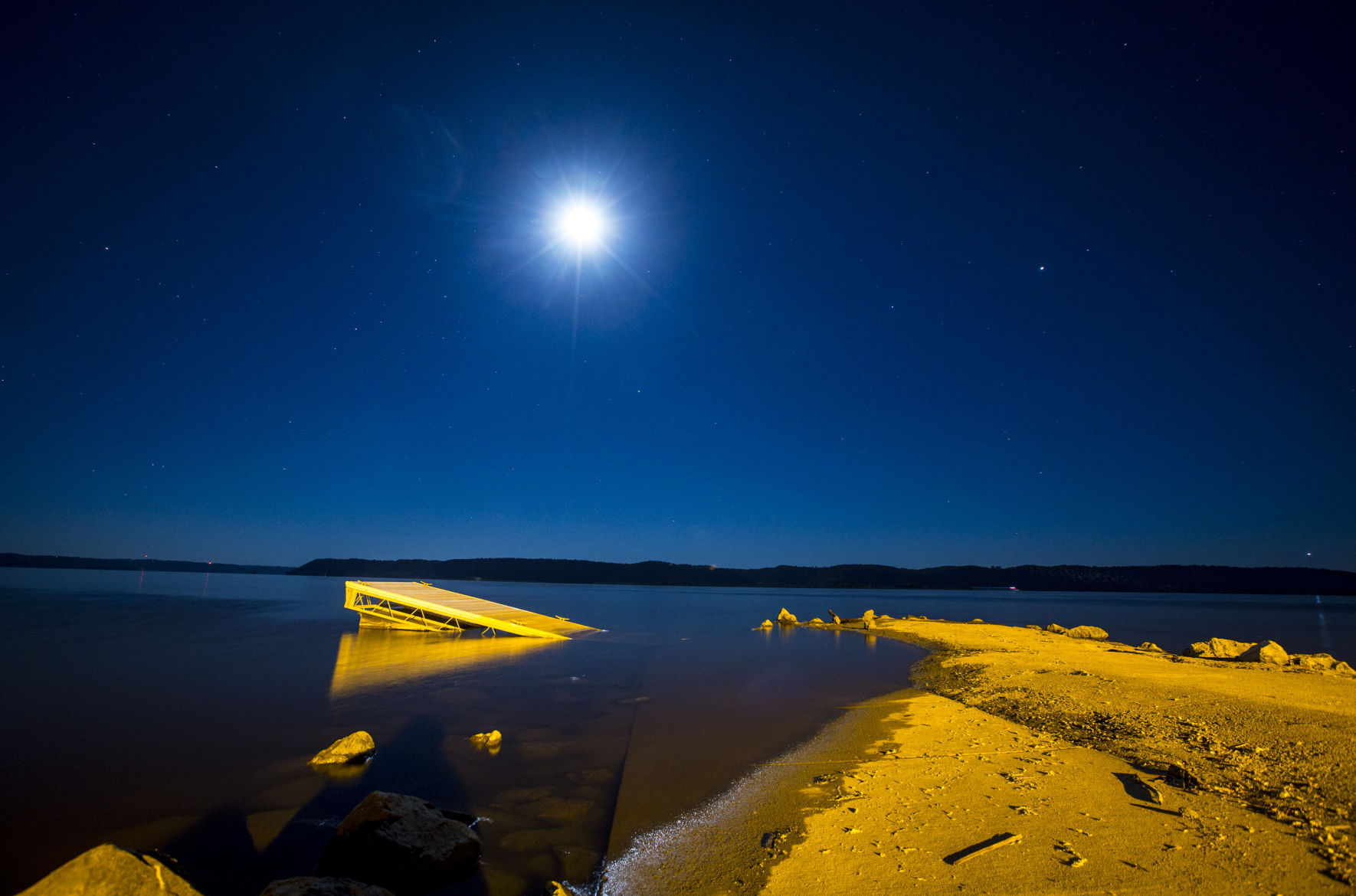 THE GREAT RIVER-0077